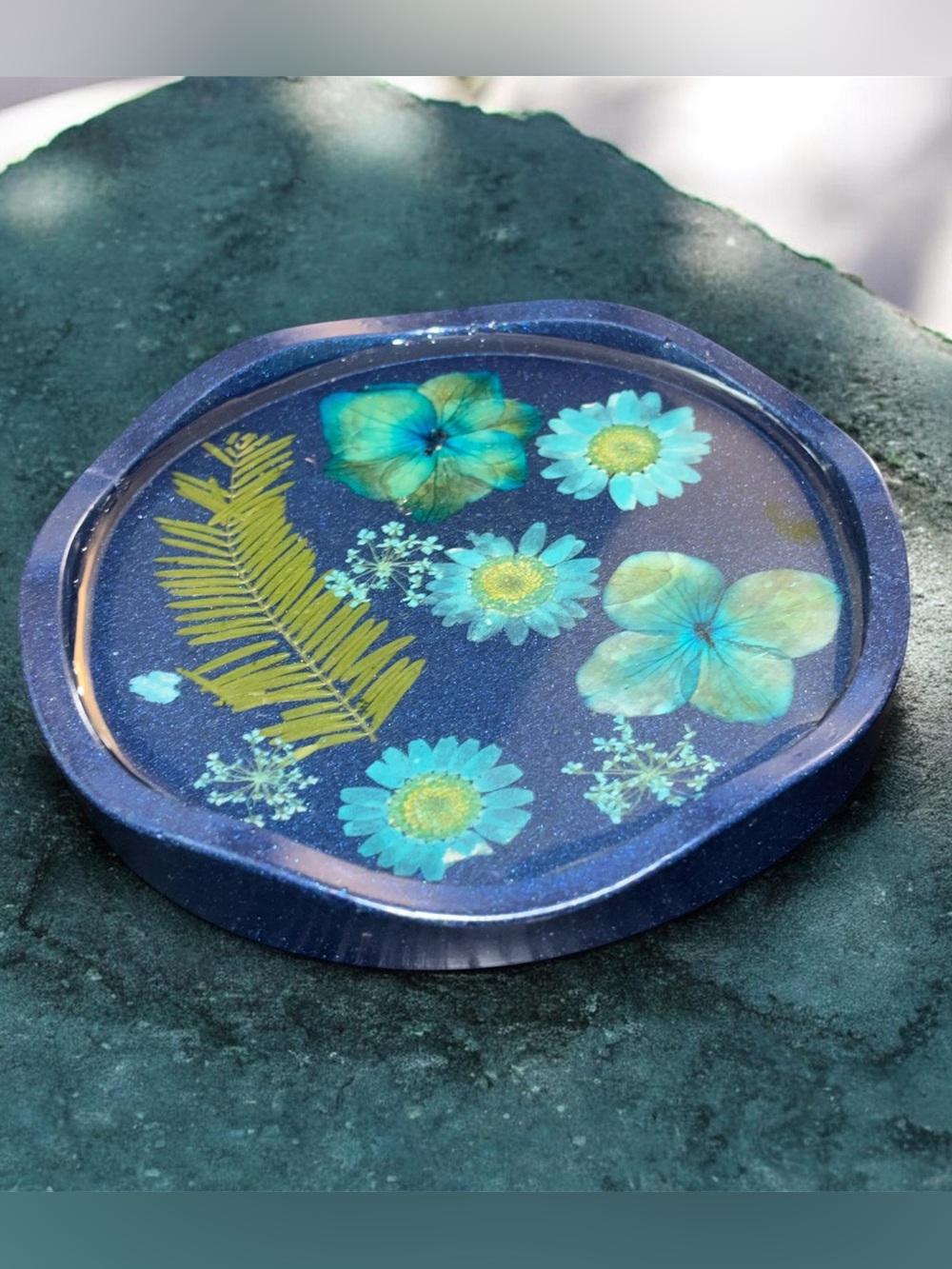 NORE’S NOVELTIES Handcrafted AquariCoaster with Real Flowers & Plants “BLUE”